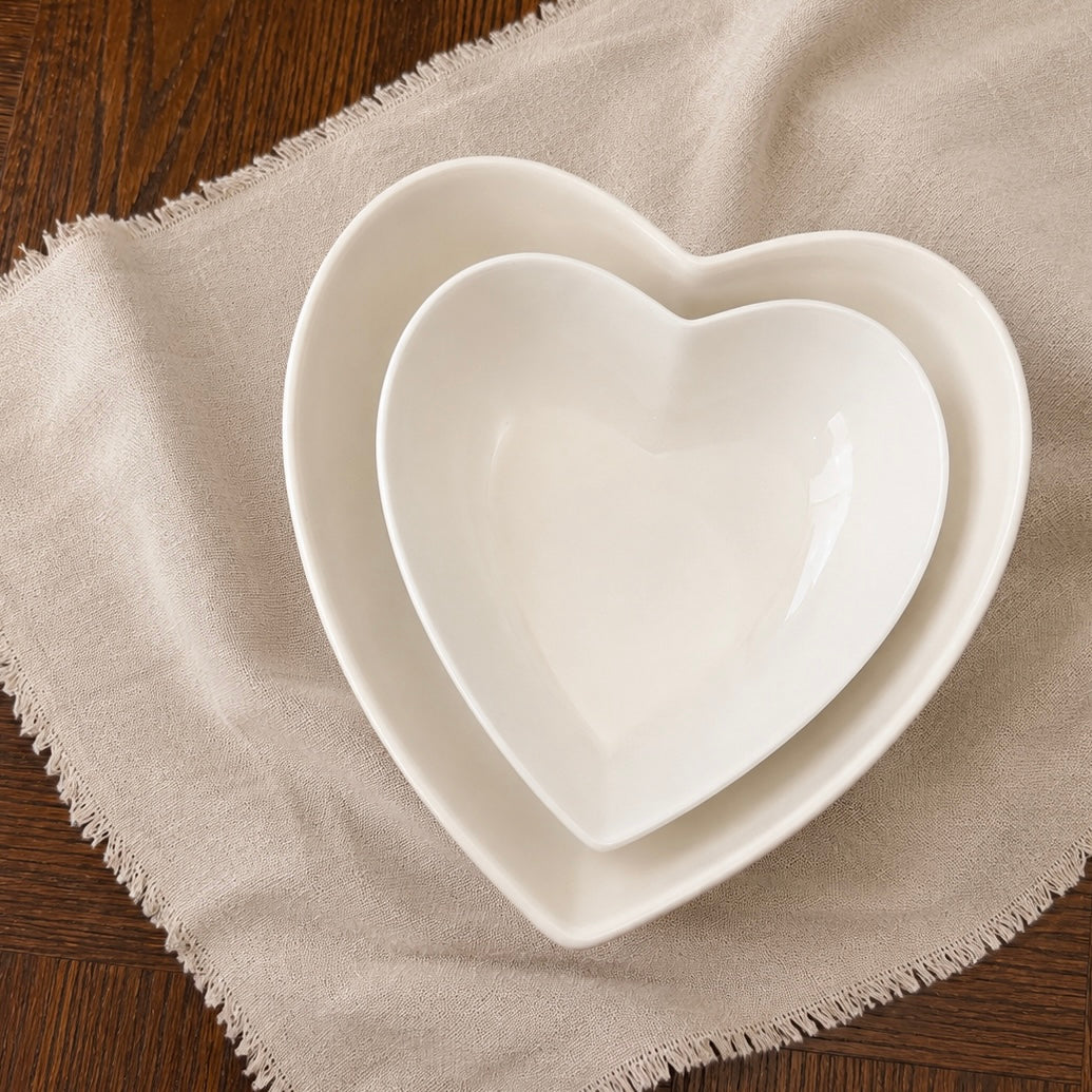 Elegant Heart-Shaped Ceramic Salad Bowl – 2 Sizes