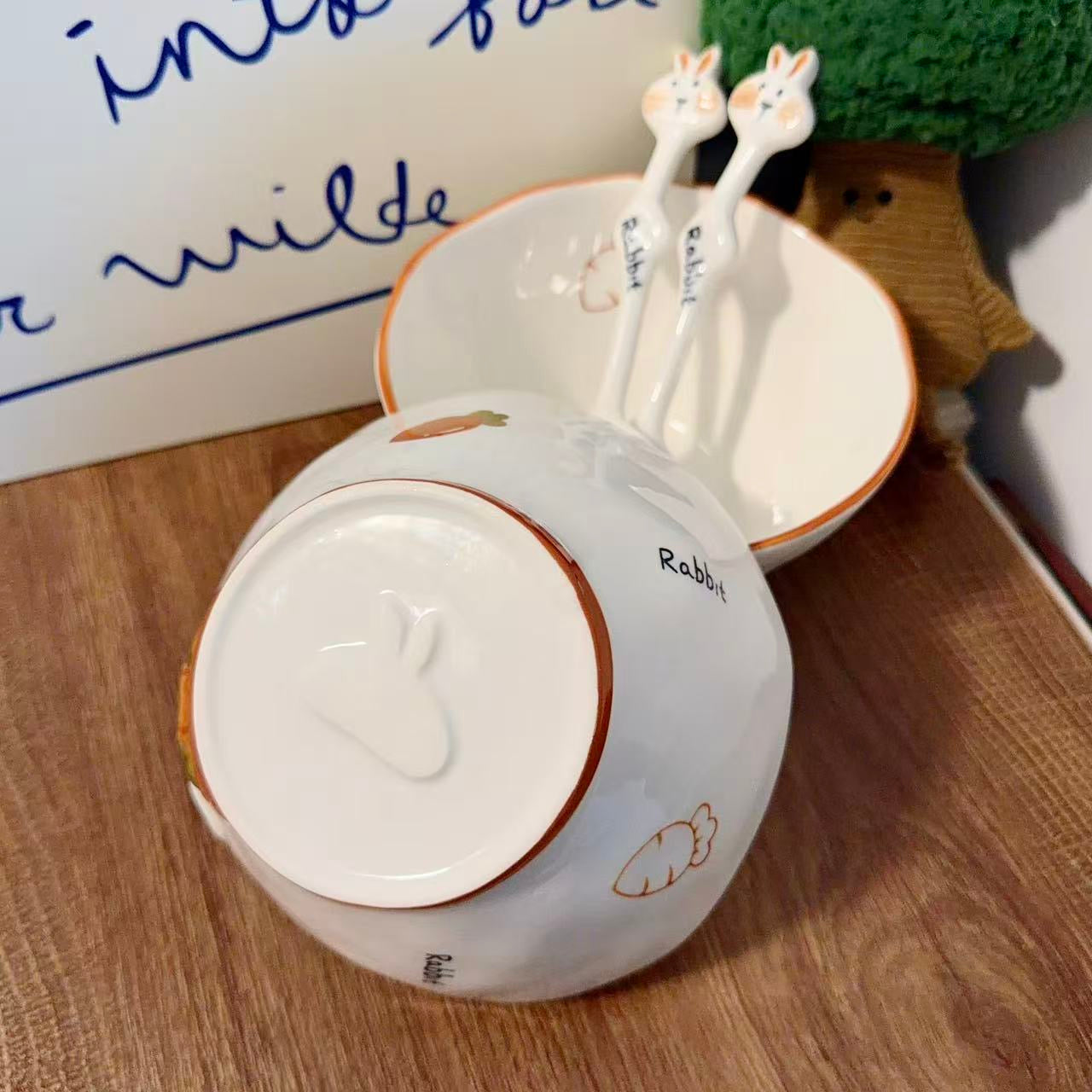 Hand-Painted Rabbit Ceramic Yogurt Bowl with Spoon - 400ML