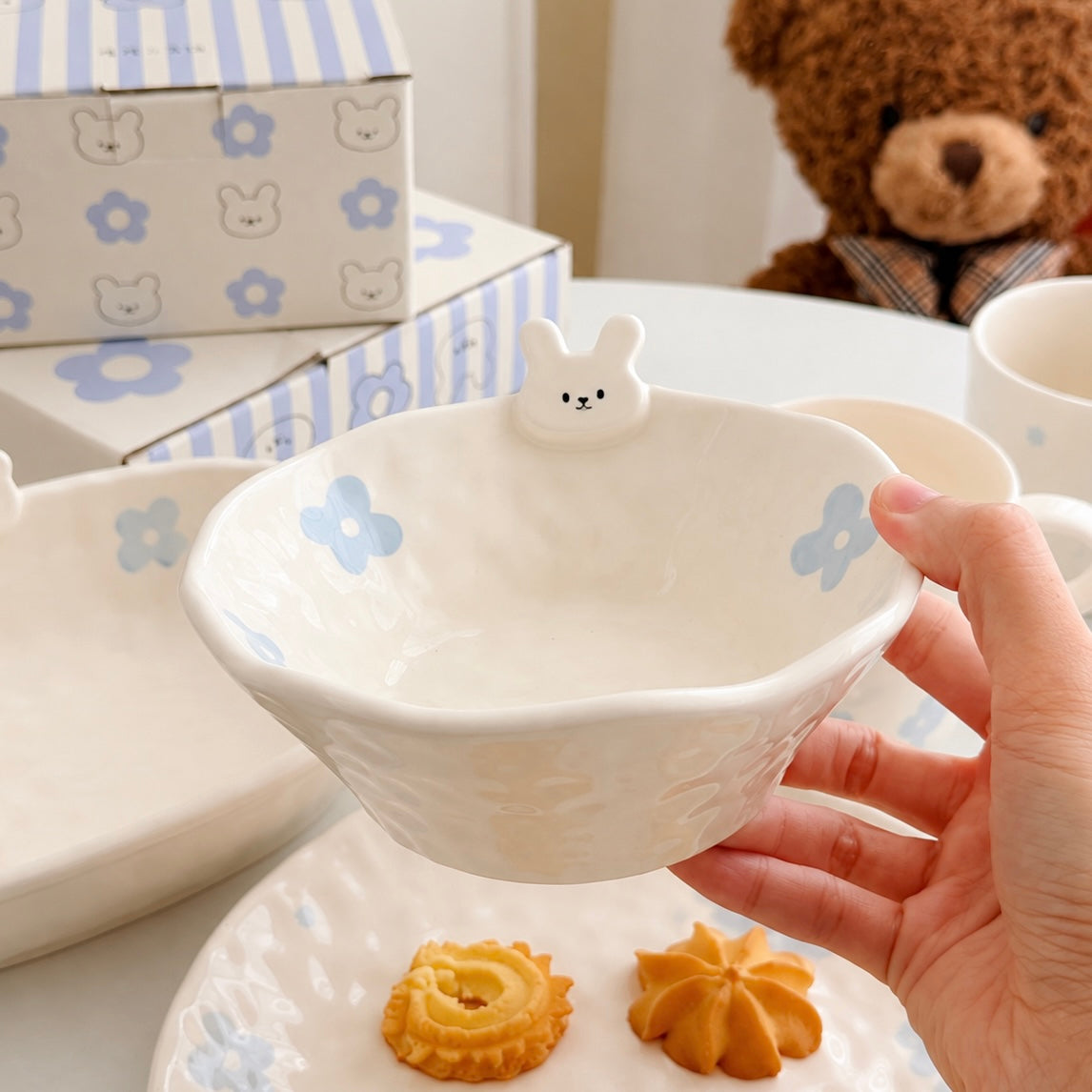 Hand-Painted Flower Bunny Ceramic Yogurt Bowl – 400ML