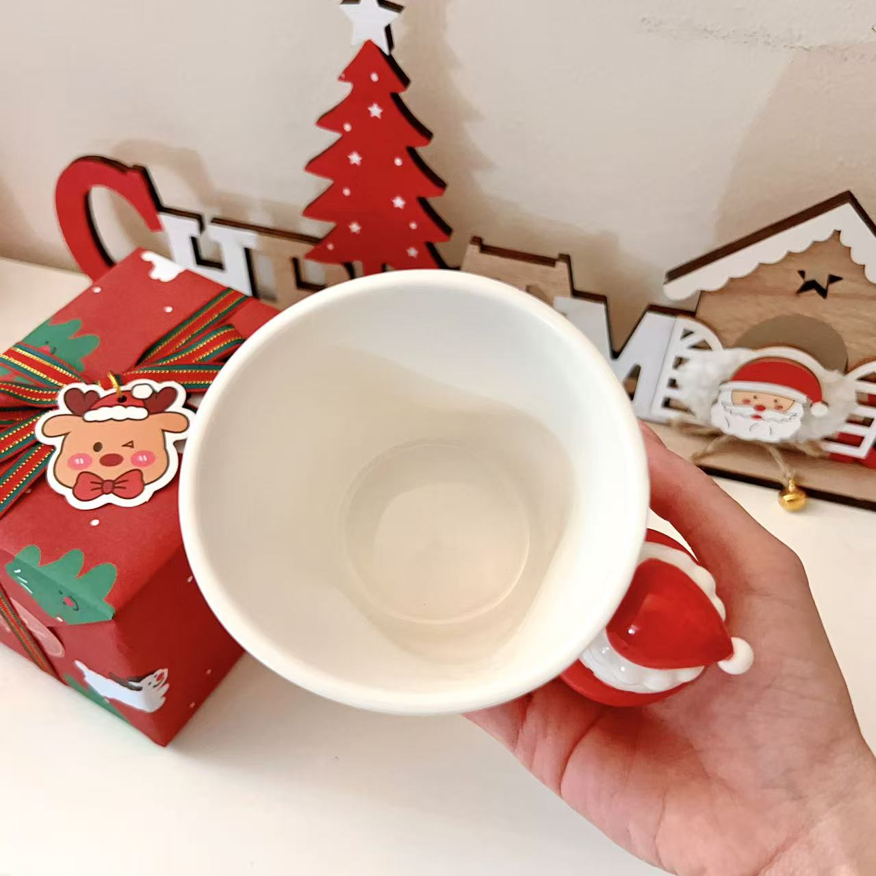 Hand-painted Christmas ceramic mug with 3D snowman on handle and festive gift box, 300ML