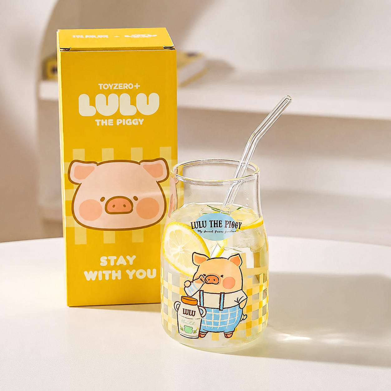 Lulu the Piggy Glass Pitcher with Straw – 500ML