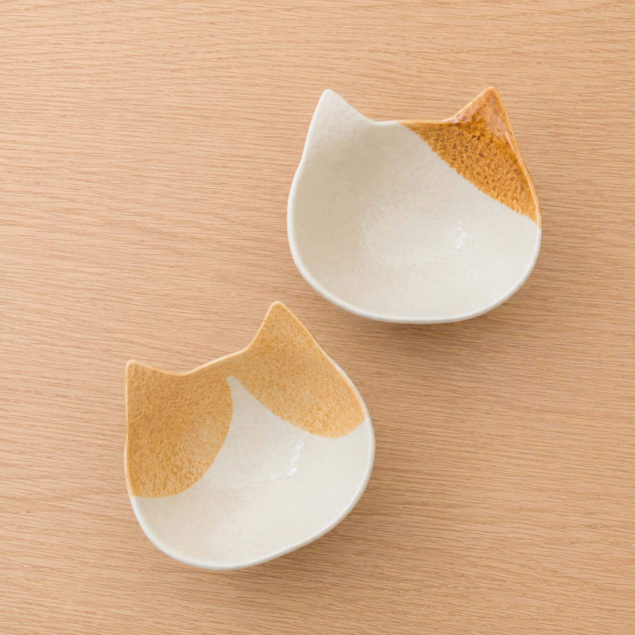 Cat-Shaped Ceramic Mini Bowl – 200ML