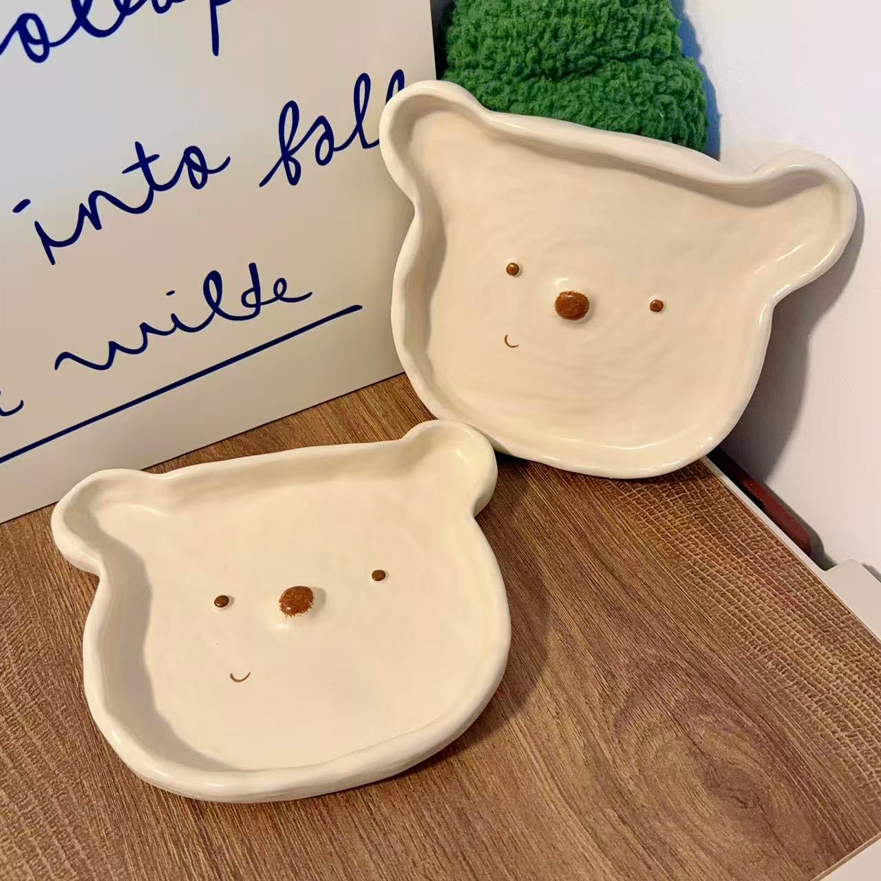 Bear-Shaped Ceramic Dessert Plate - 7.7-Inch