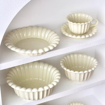 Cream-inspired Series Ceramic Dinnerware Set - Minimalist Design with Vertical Stripes