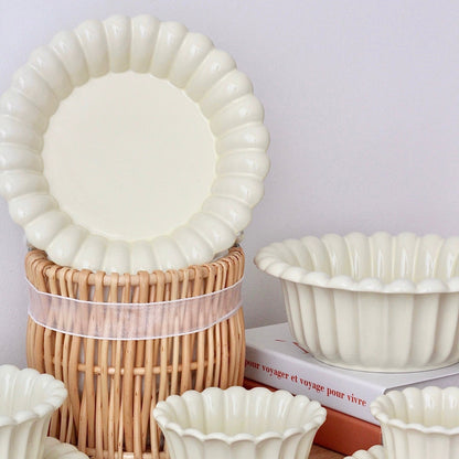 Cream-inspired Series Ceramic Dinnerware Set - Minimalist Design with Vertical Stripes