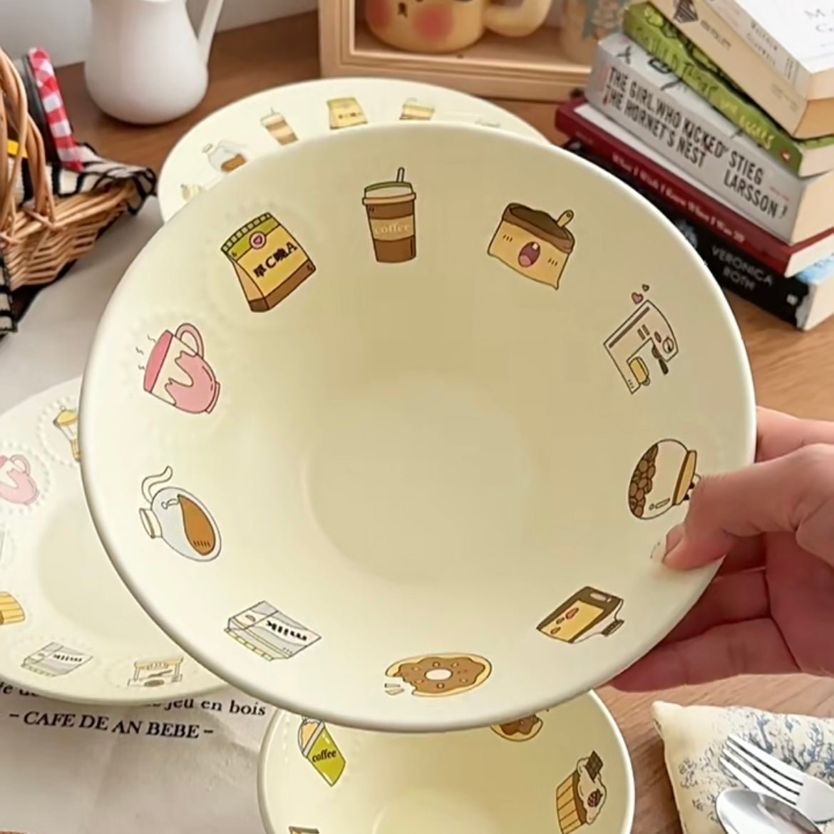 Cute Illustration Ceramic Large Bowl - Perfect Choice for Enjoying Delicious Meals | Ideal for Ramen, Soup, and More - Wuli Home