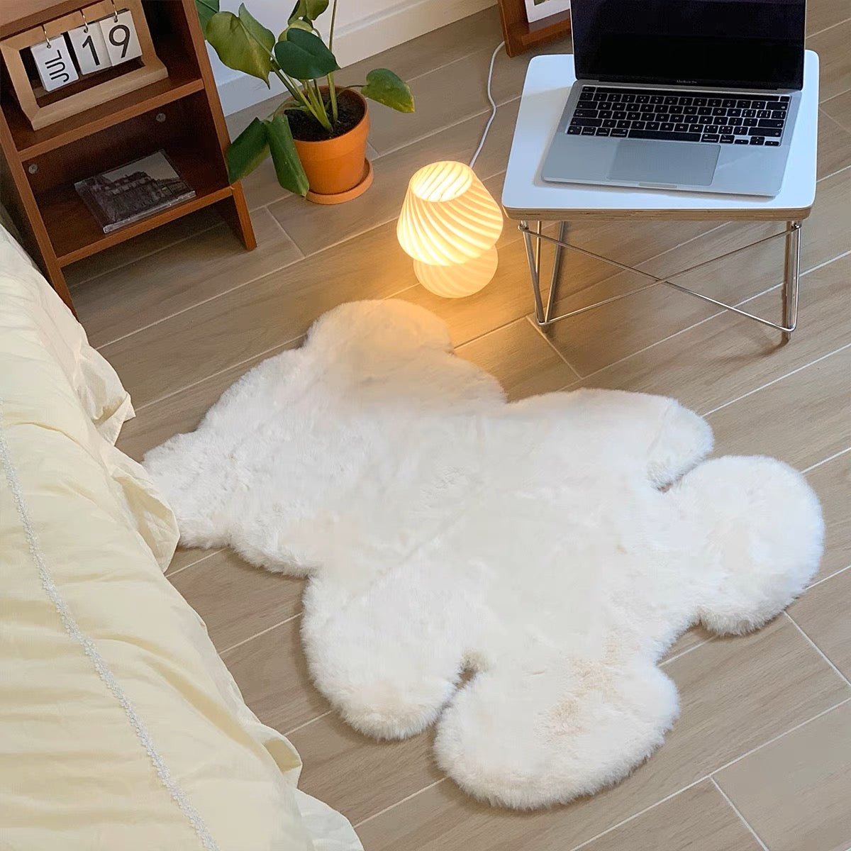 Furry Bear Plush Bedside Rug - Wuli Home