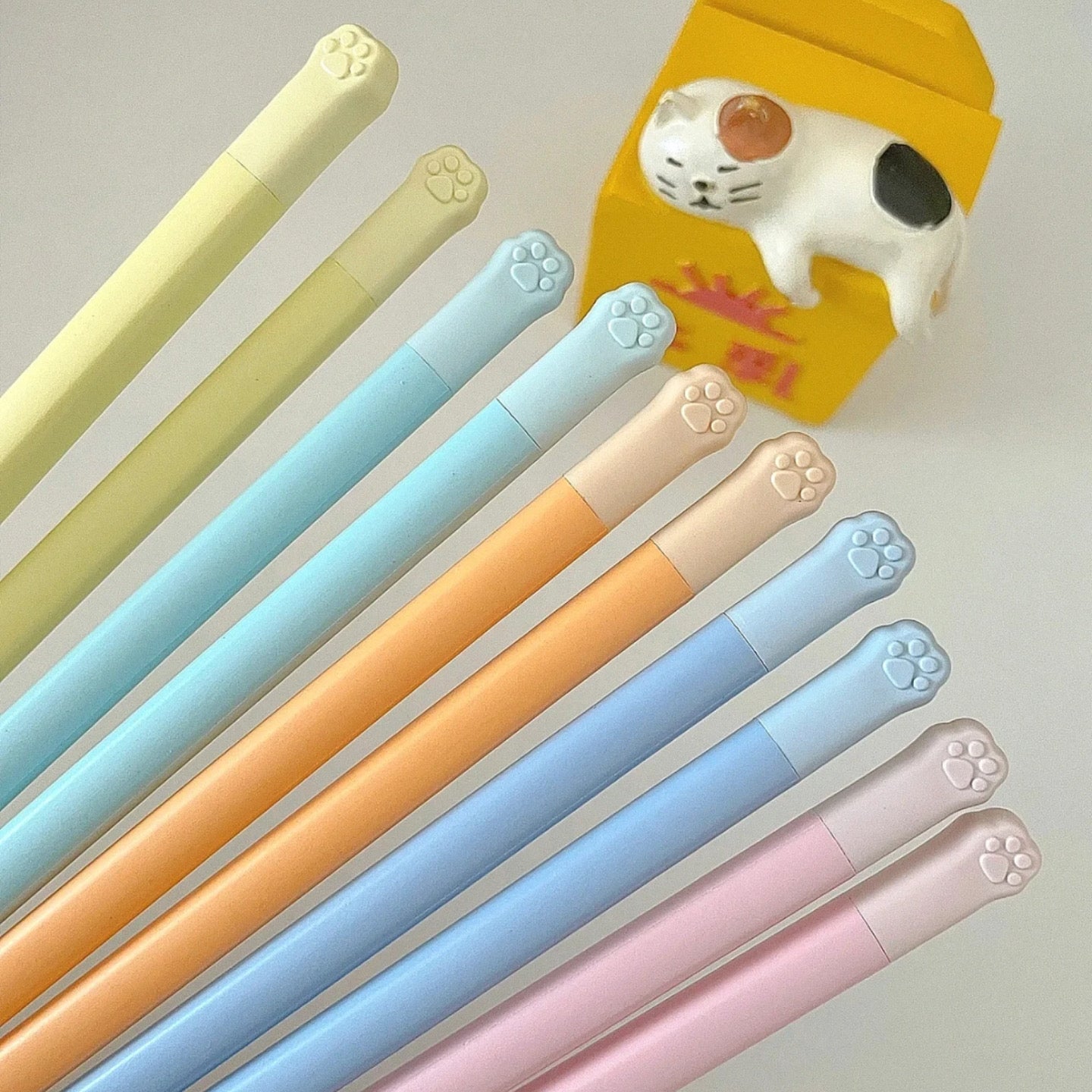 Macaron-colored Alloy Chopsticks - Set of 5 | Comfortable Grip - Wuli Home