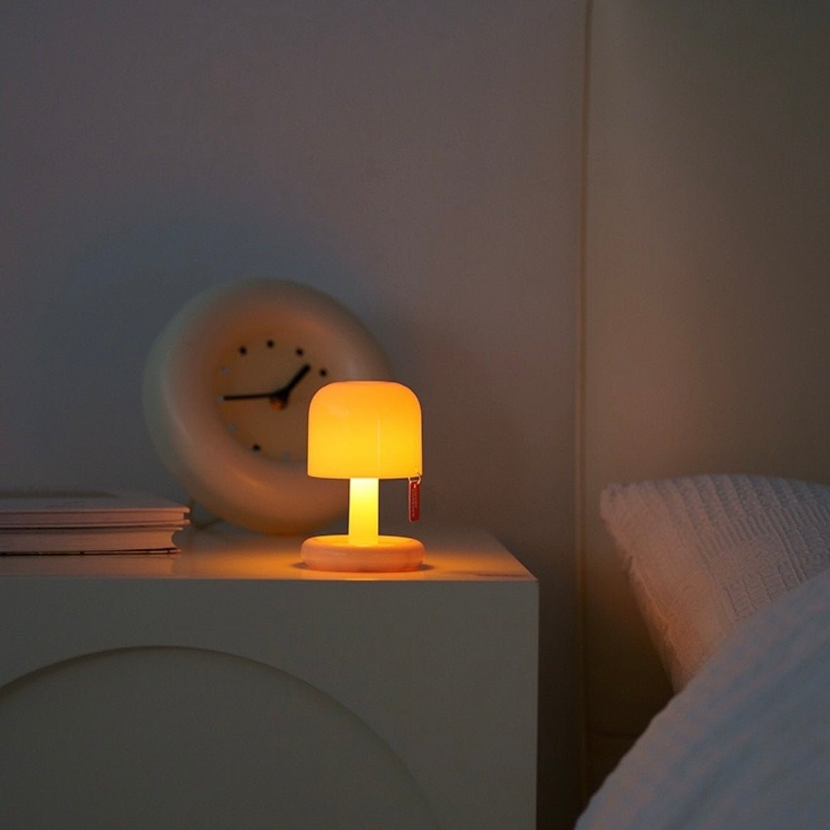 Mini Desk Lamp - The Tap-On Night Light | Auto Timer, USB Charging - Wuli Home